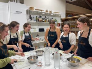 Study in Madrid can be a great experiencie, you can enjoy a cooking class at Loleo.